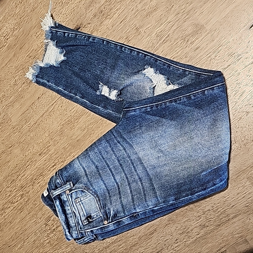 KanCan Straight High Rise Ripped Jeans Size 26" Waist